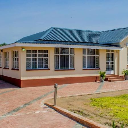 Lynm Residence Harare Bagian luar foto