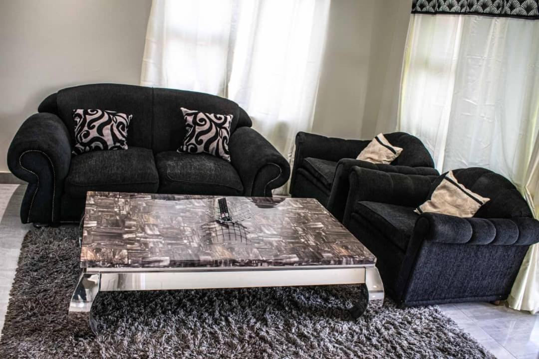 Lynm Residence Harare Bagian luar foto