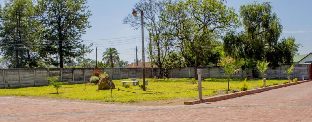 Lynm Residence Harare Bagian luar foto